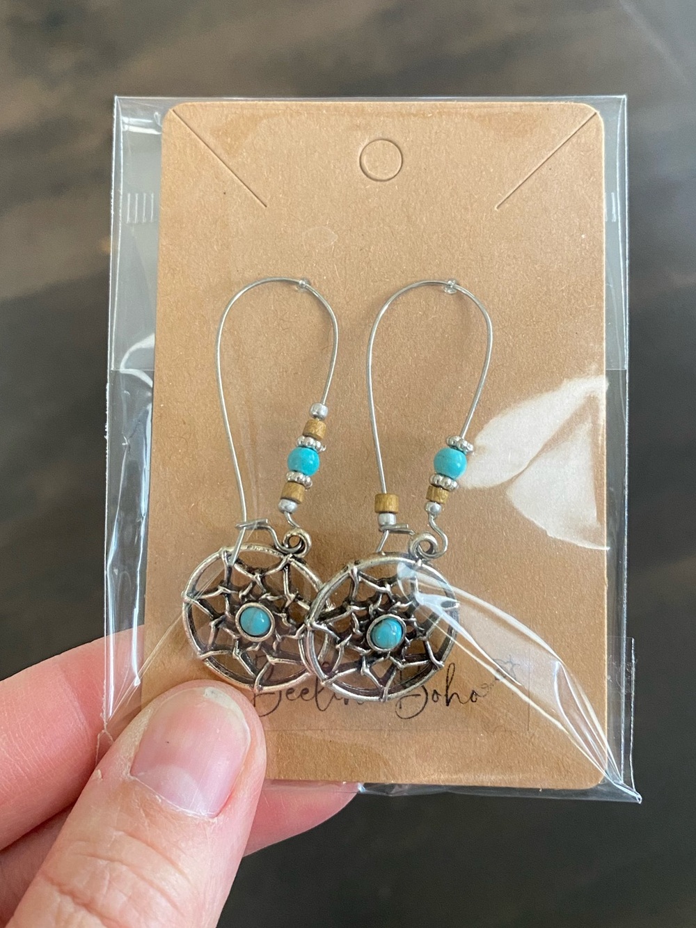- Dreamcatcher Dangle Pierced Beaded Boho earrings jewelry - Picture 4 of 4